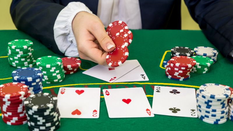 Cách nhận biết Baccarat có bịp không: Nhiều đánh giá tiêu cực