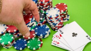 Những rủi ro thường gặp khi đầu tư Baccarat